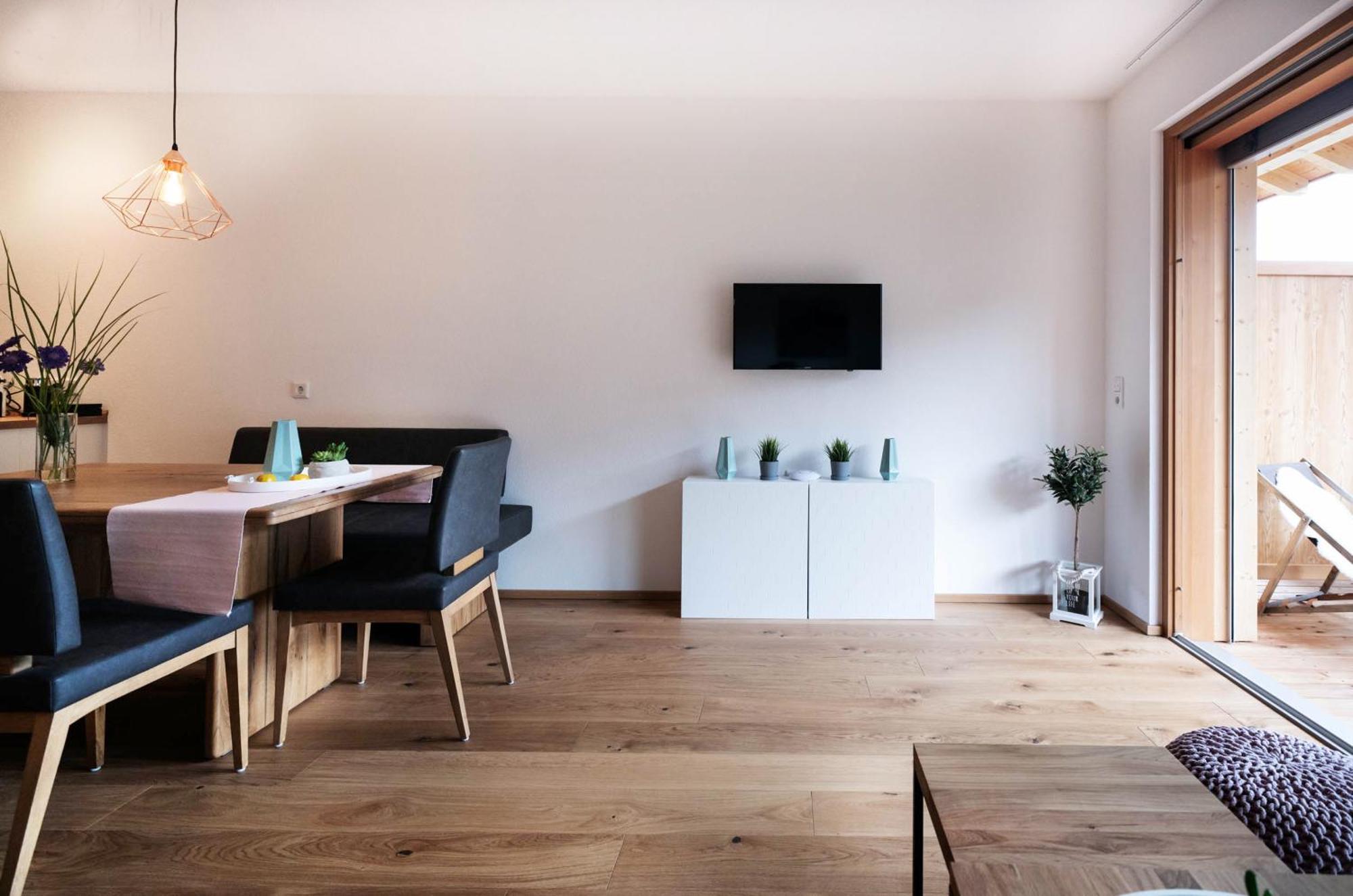 Landhaus Damuels Bagian luar foto